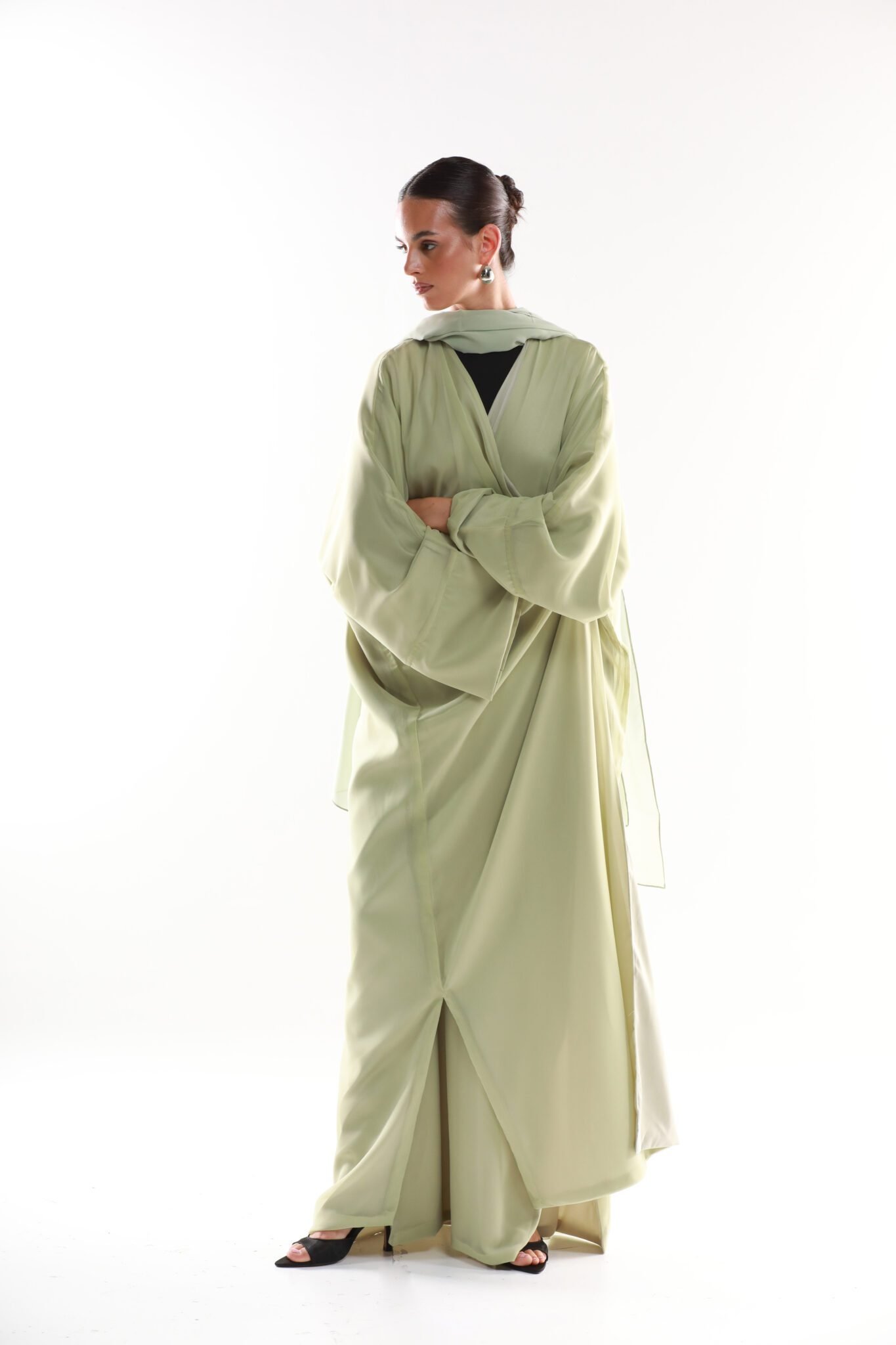 look 001